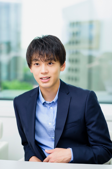 组图:竹内凉真滨边美波接受采访 回忆电影《老师君主》趣事