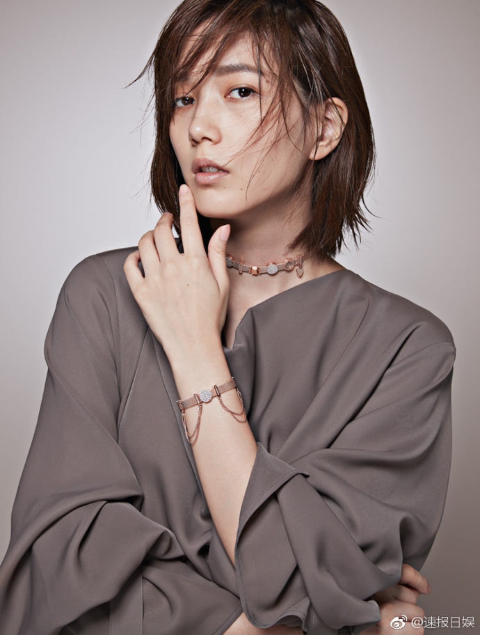 组图本田翼拍摄品牌写真成熟气质展现独特魅力