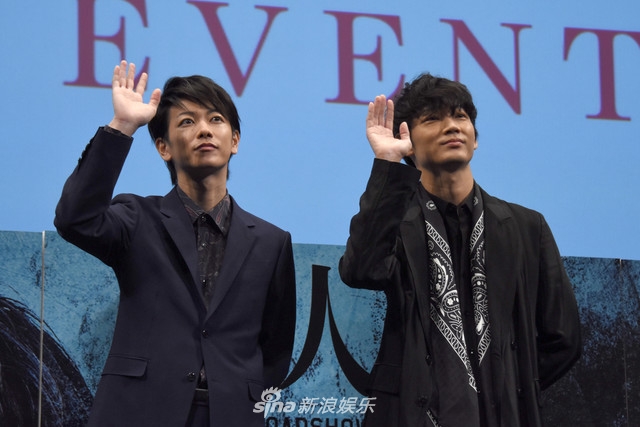 组图:《亚人》举行宣传活动 佐藤健绫野刚两大男神亮相