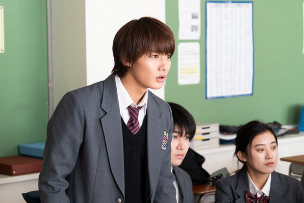 组图:野村周平未能如期赴约 《属于你的我的初恋》公布第4集剧照