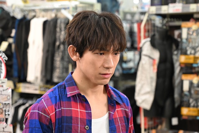 组图:naoto主演新剧 富田望生出演女主角