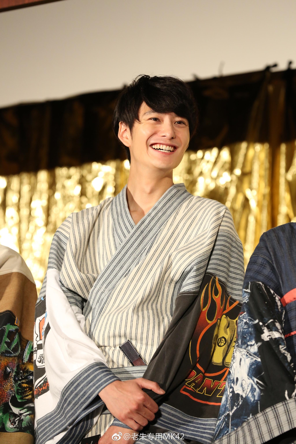 组图:冈田将生浴衣装亮相《银魂2》试映会 谈拍摄时的遗憾