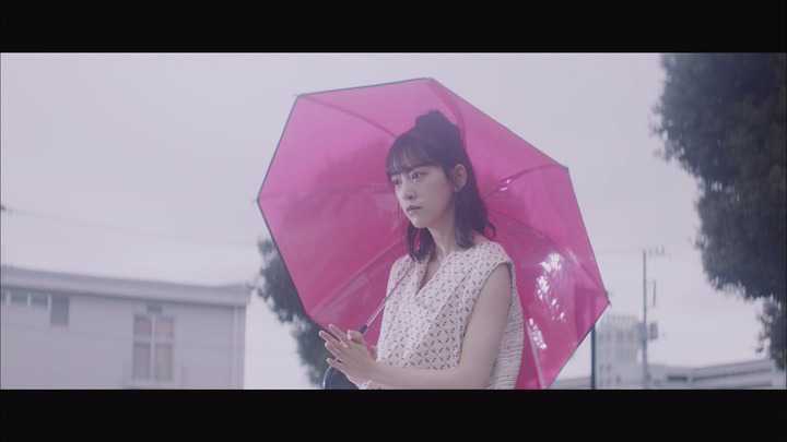 乃木坂46新曲《路面電車の街》MV公开 斋藤飞鸟含泪上演
