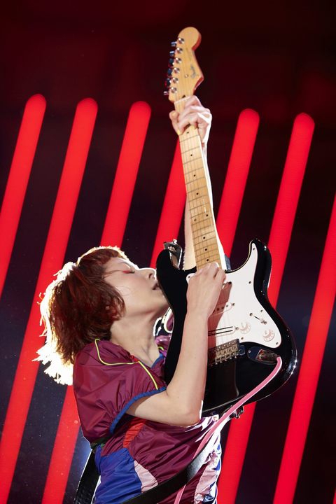 组图:木村kaela举行演唱会 披露新曲《草莓》