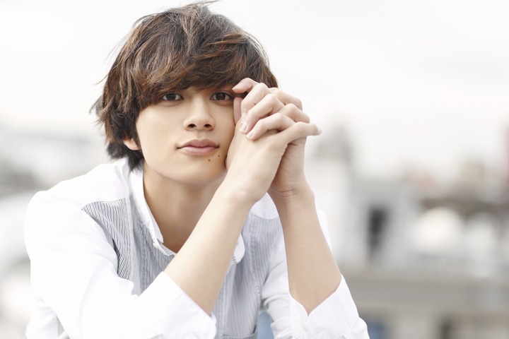 组图:北村匠海首本写真集9月发售 呈现与平日作品中不同的表情_高清