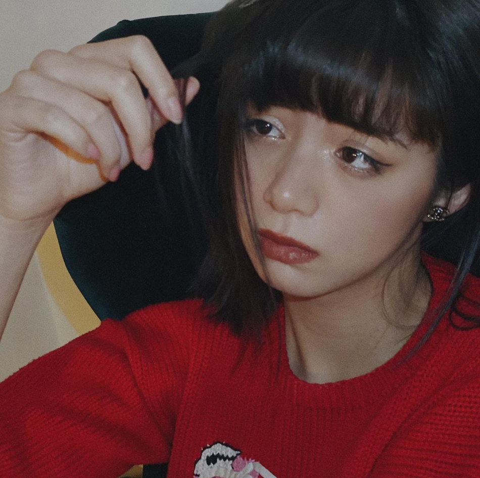 组图:池田依来沙ins分享新面妆 深邃双瞳魅惑力超强