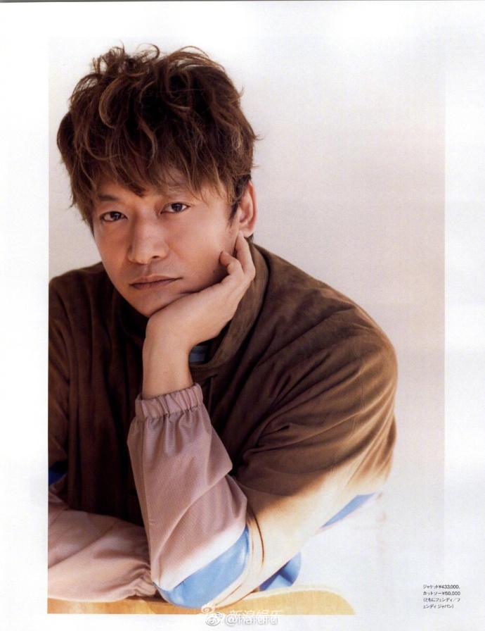 组图:香取慎吾拍摄杂志写真 日系熟男魅力十足