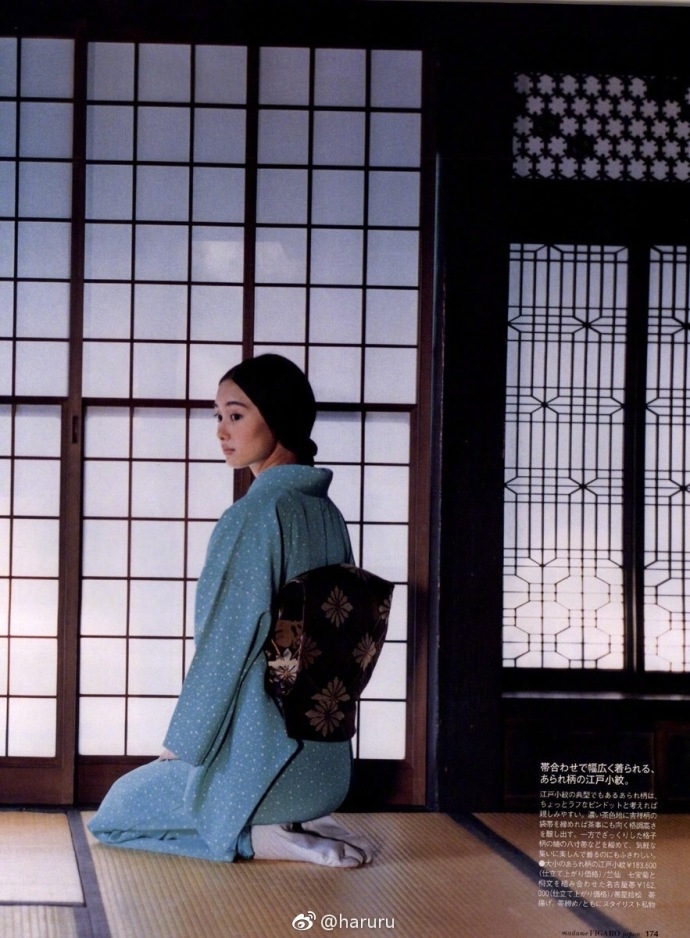 组图:女星忽那汐里拍和服写真 沉静素雅显古典美