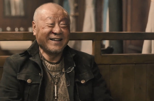 7/ 7《铁道英雄》范伟剧照9组图:好可爱!twice成员momo看.