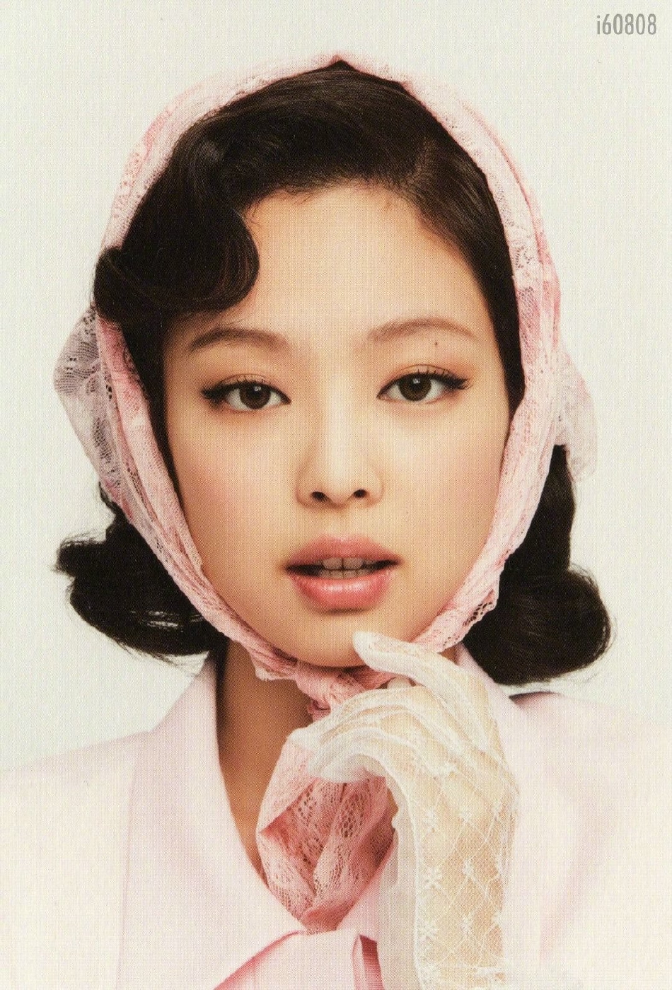組圖：Blackpink新寫真曝光 全員復古摩登造型優雅俏皮