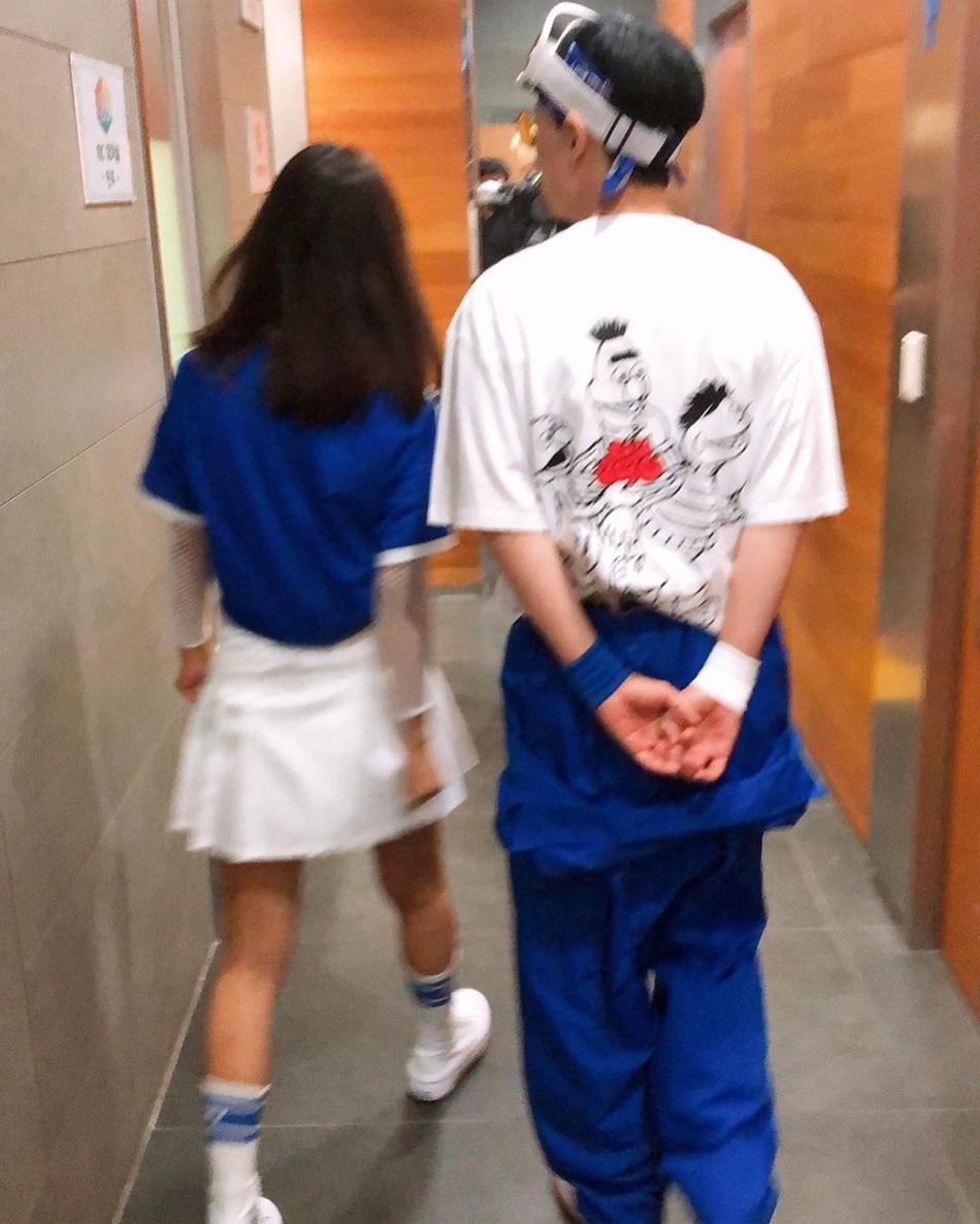 组图：rain晒照向刘在石李孝利致谢 限定混合团SSAK3结束活动