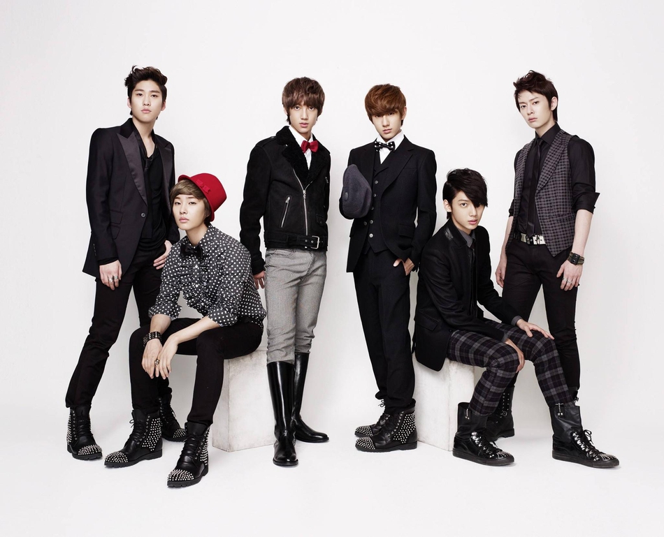 18】【明星】starship发布公告 宣布男团boyfriend解散 成员晒手写信