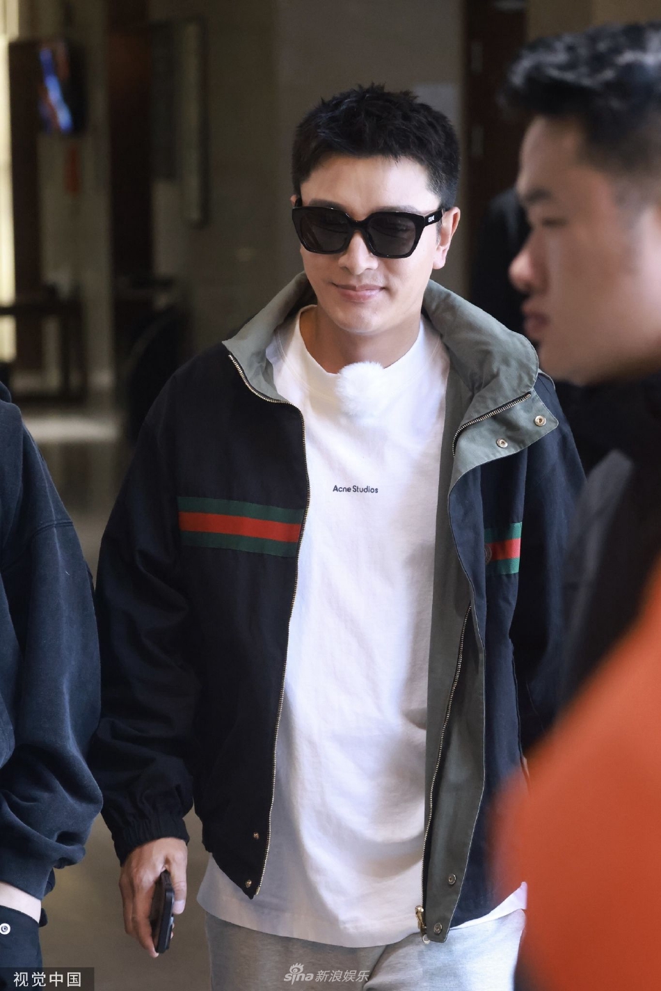 首谈“艳照门”张柏芝流泪 — 天府早报 - 四川在线