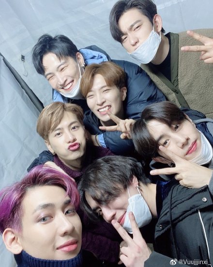 組圖：GOT7正式解約後崔榮宰晒成員合照視訊版 眾人笑容燦爛