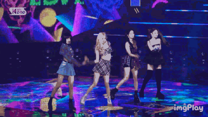 組圖：營業敷衍？jennie打歌舞臺疑似划水被網友吐槽