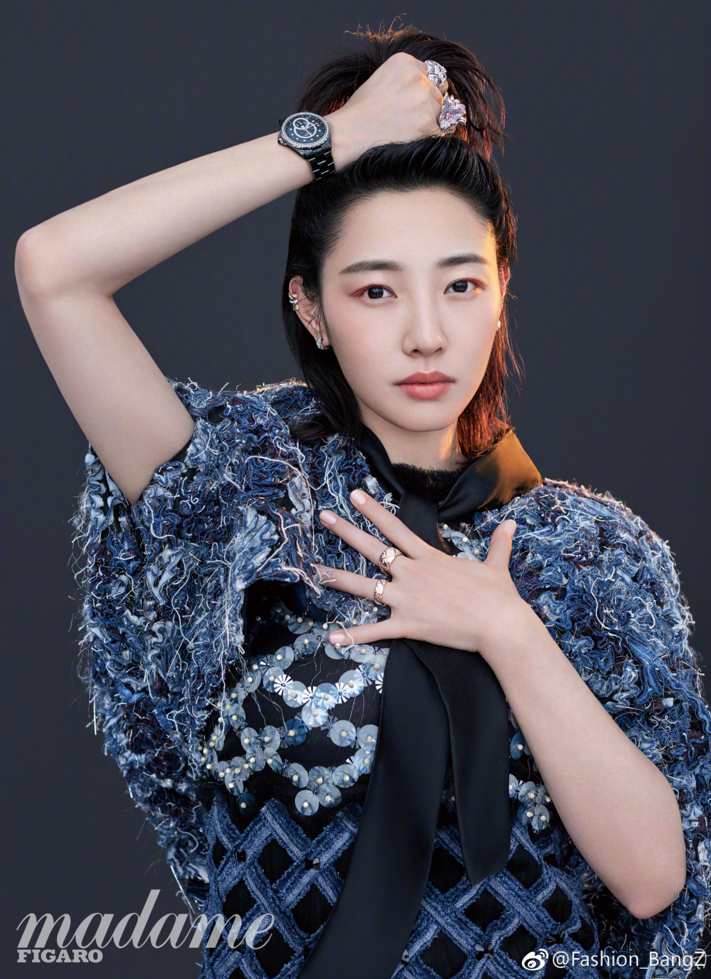 组图:白百何曝最新封面大片 眼神超脱安然自我_高清图集_新浪网