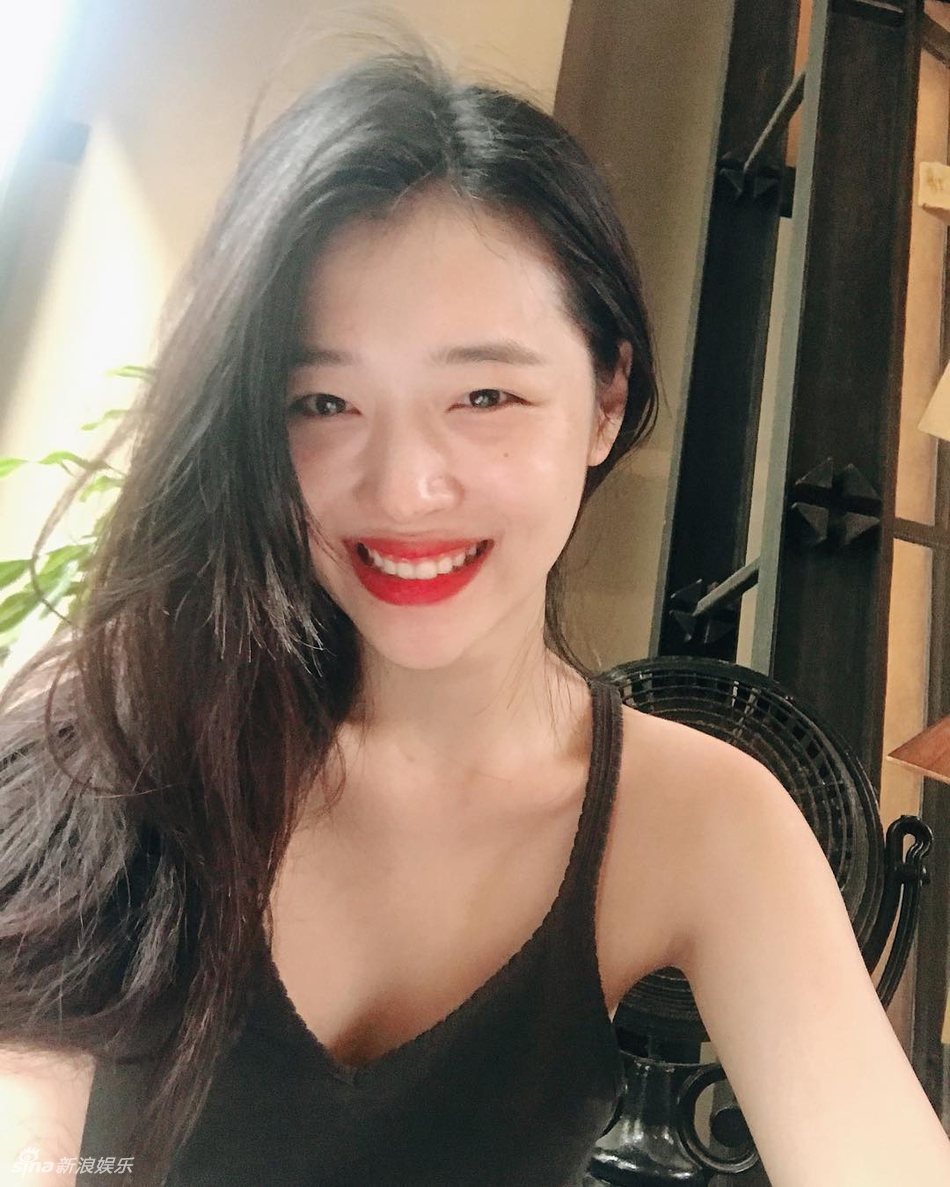 论坛 69 麻辣生活论坛 69 时尚运动 69 崔雪莉真空穿吊带出游引