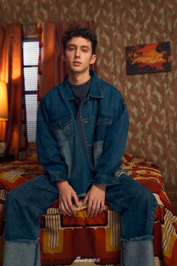 近日,澳大利亚歌手特洛耶·希凡·梅莱(troye sivan mellet)一组最新