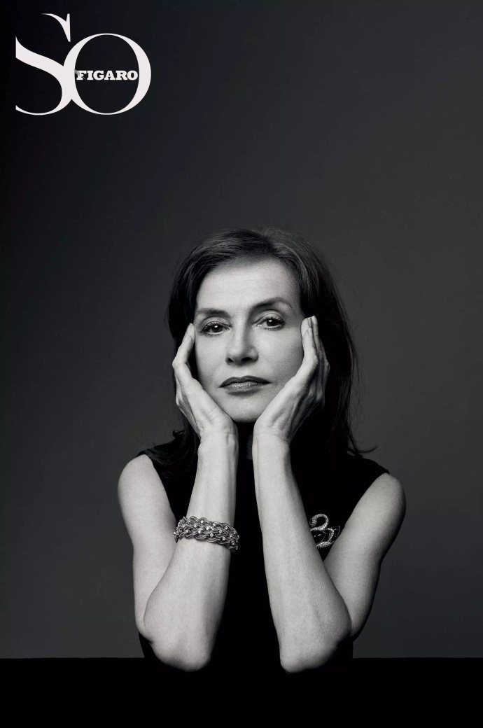 伊莎贝尔·于佩尔拍复古大片 气质爆棚显霸气