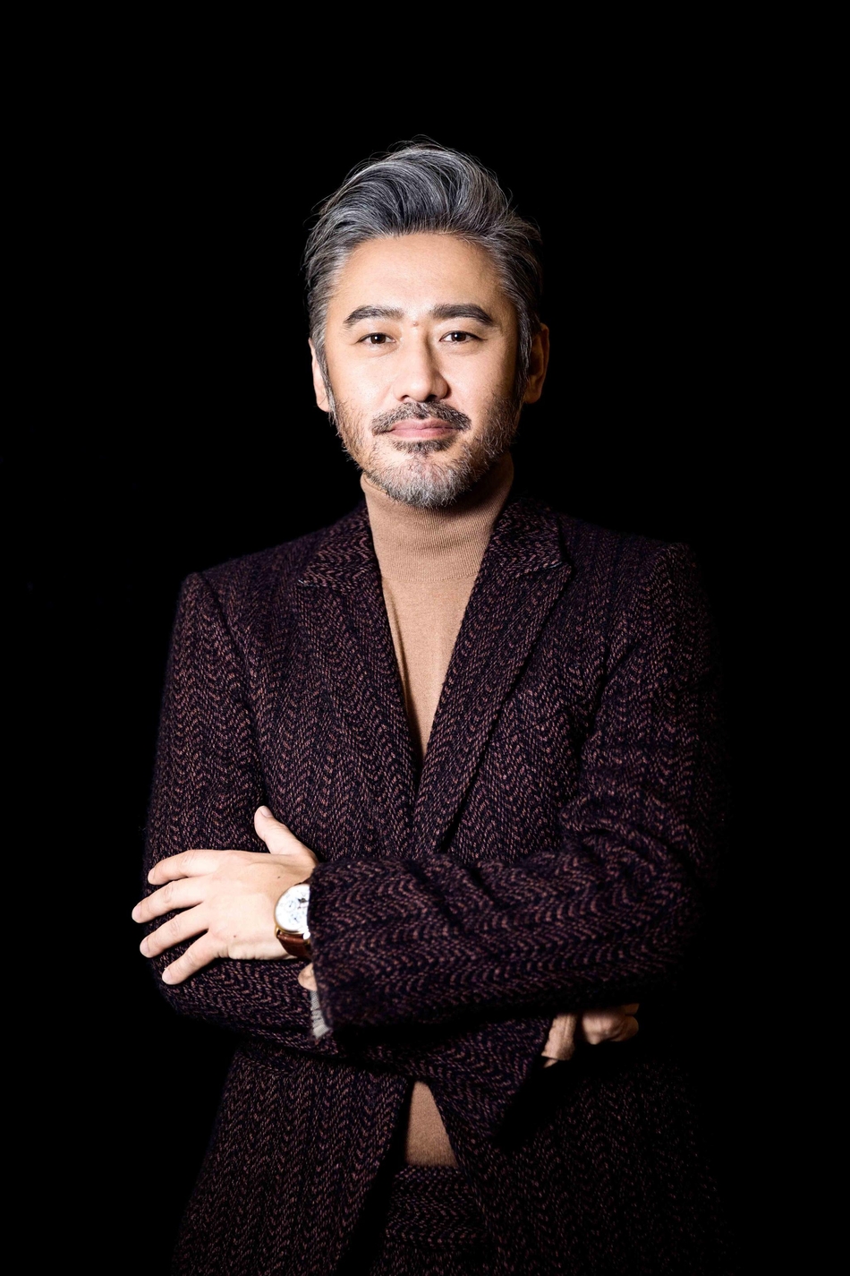 组图:吴秀波出任品牌风格大使 硬朗格调演绎奢华腕表_高清图集_新浪网