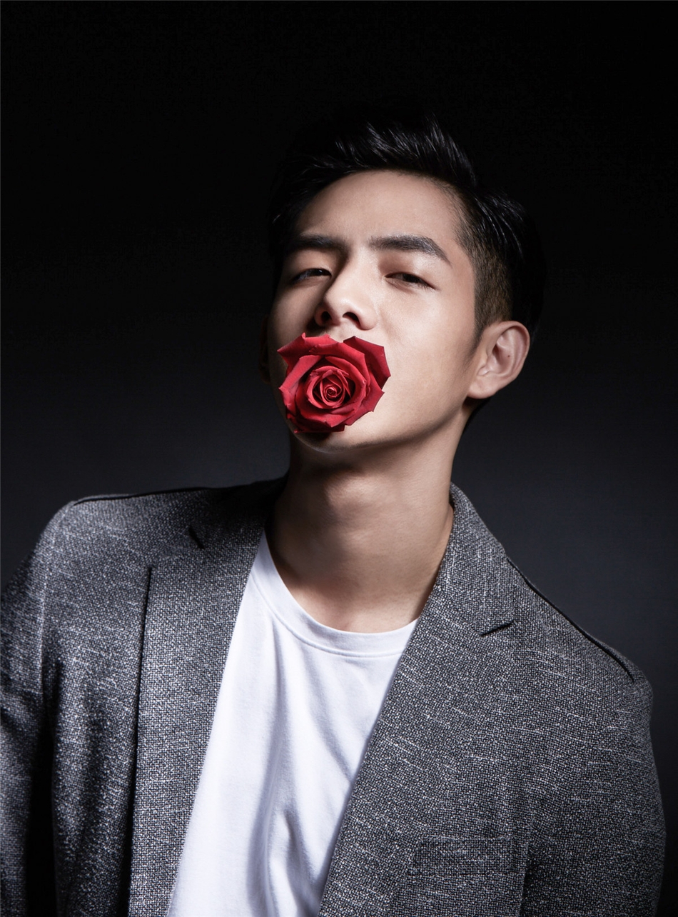 组图:刘名凯帅气写真曝光 风格多变男友力爆棚