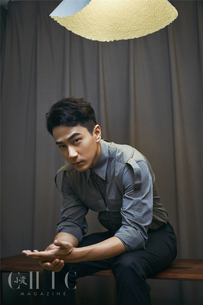 刘恺威封面大片曝光 温柔笑容暖寒冬