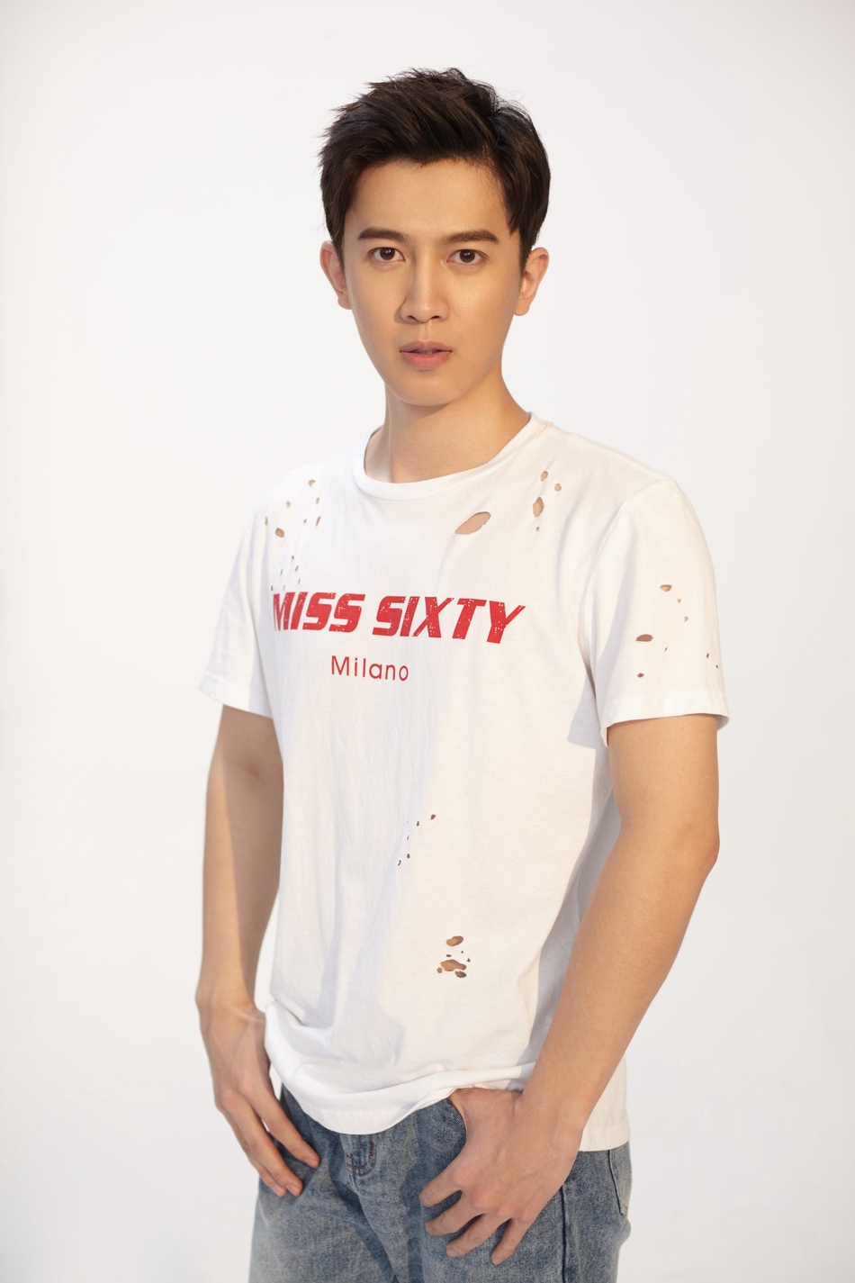 组图飞行少年张哲青春写真曝光款款少年初长成