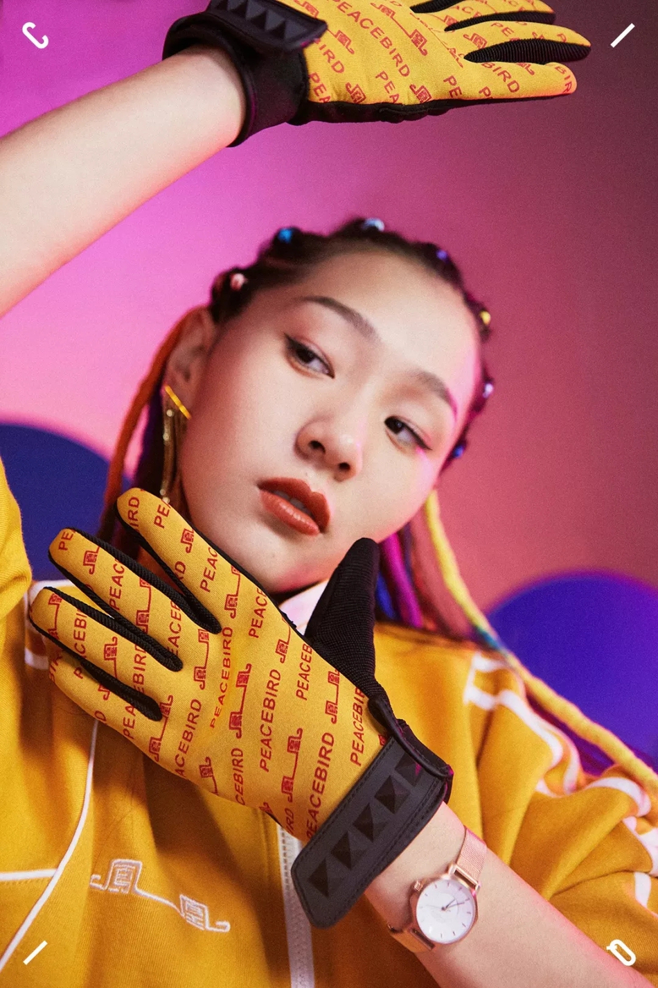 新浪娱乐讯 3unshine组合最新大片曝光,cindy,abby,dora扮成酷少女,别