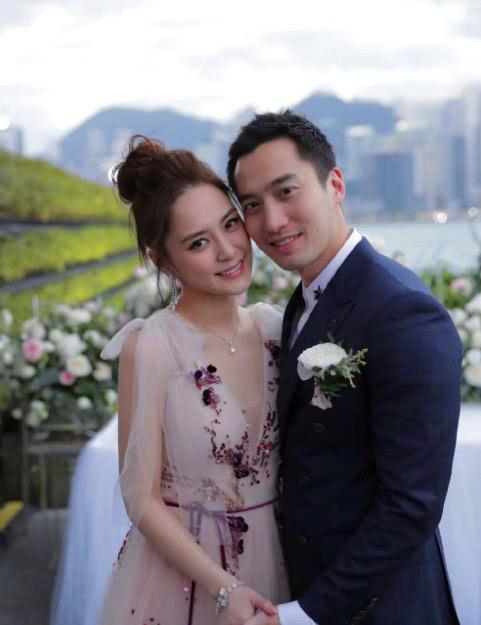 阿娇与赖弘国于2018年12月结婚
