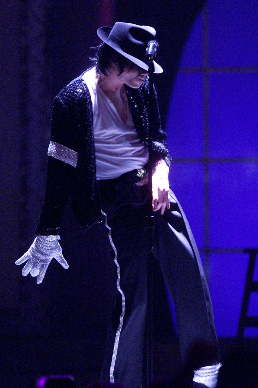 组图 迈克尔 杰克逊离开我们九年了 盘点昔日舞台上的精彩瞬间