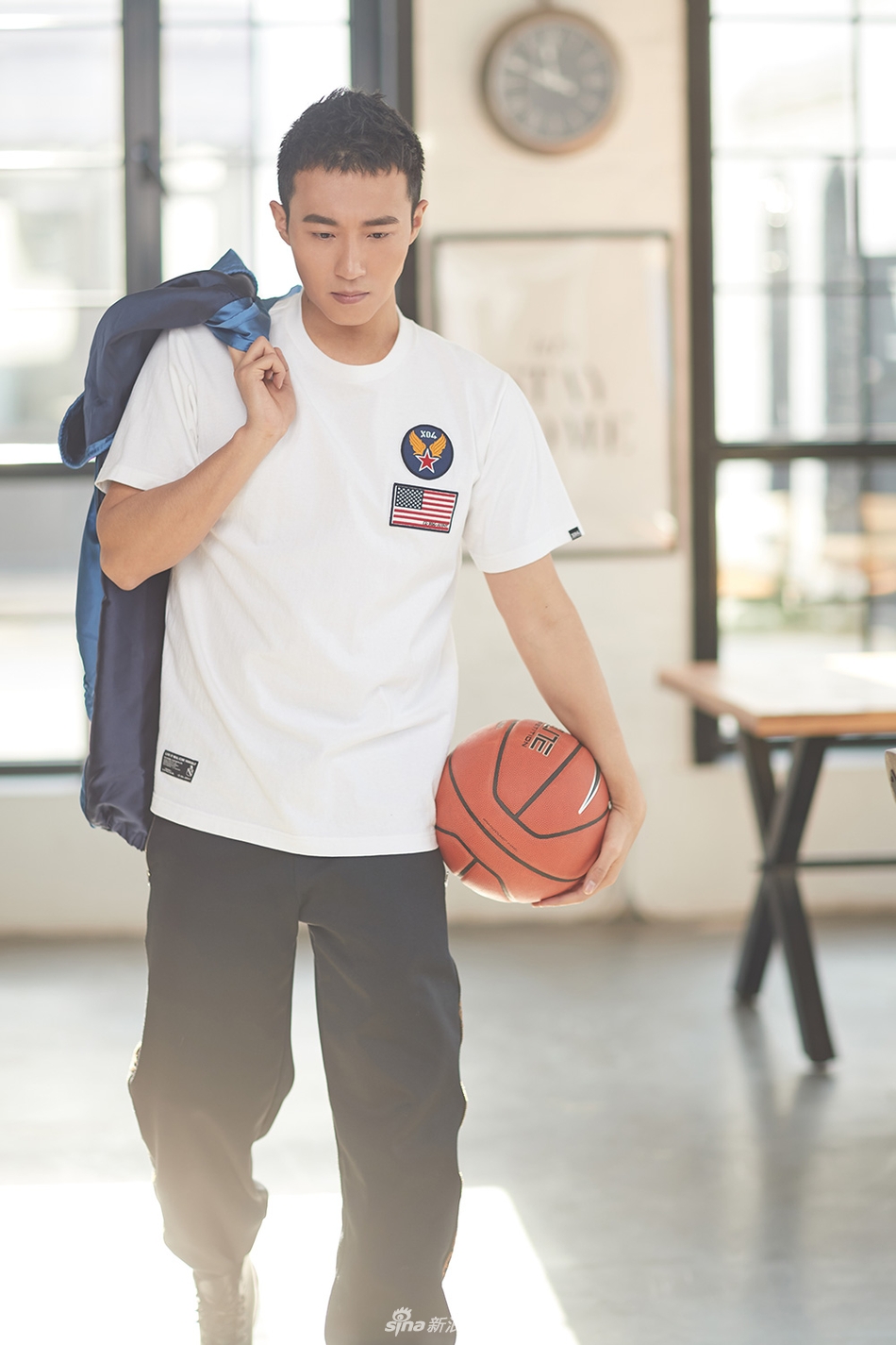 组图王森运动大片曝光忠犬系管家男友力爆棚