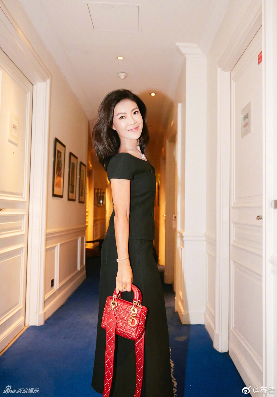 组图:46岁时尚女魔头苏芒辞职 驰骋娱乐圈24年人脉超广!