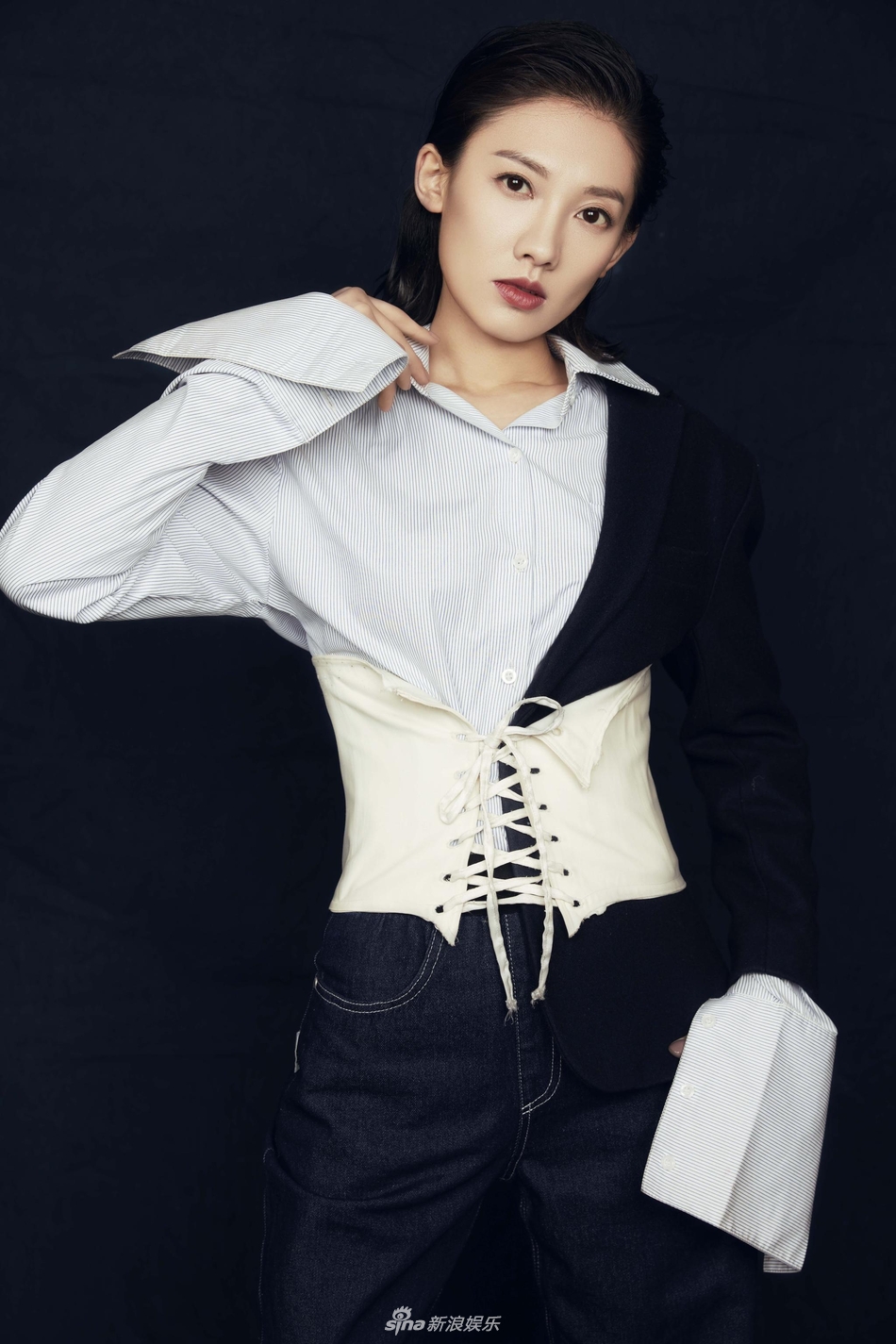 组图:马藜新年"仙女攻"系列写真来袭 花样演绎霸道的唯美_高清图集