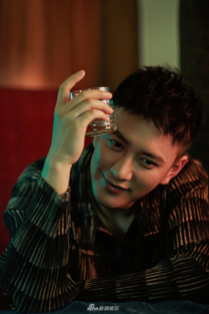 组图:王仁君生日大片 如梦似幻气质独特