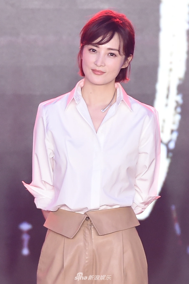 组图:《海上牧云记》开播发布会 蒋勤勤短发利落干练