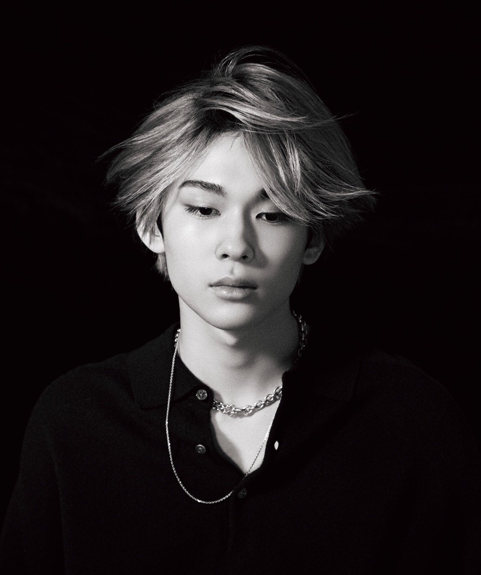 组图:藤间斋《nylon》大片来袭 波普风格服装衬托精致美颜_高清图集