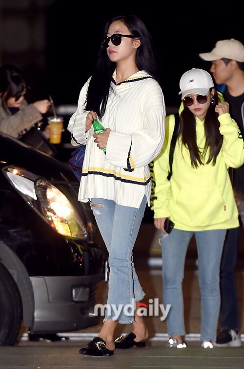 组图:韩女团apink满脸疲惫现身机场 状态略差显油腻_高清图集_新浪网