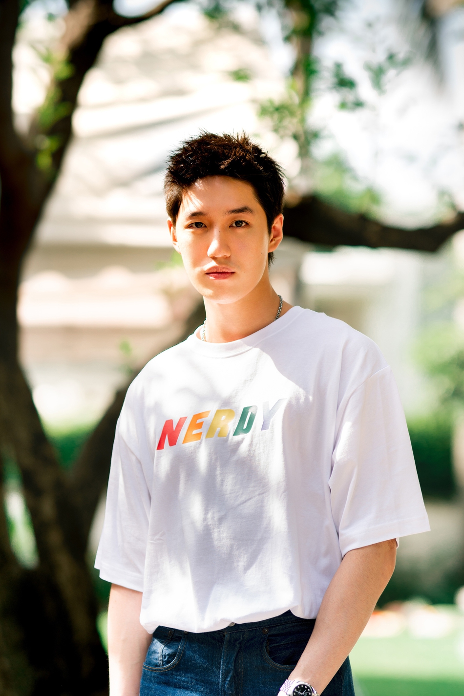 组图:《天才枪手》导演新片开机 王家卫监制阵容强大