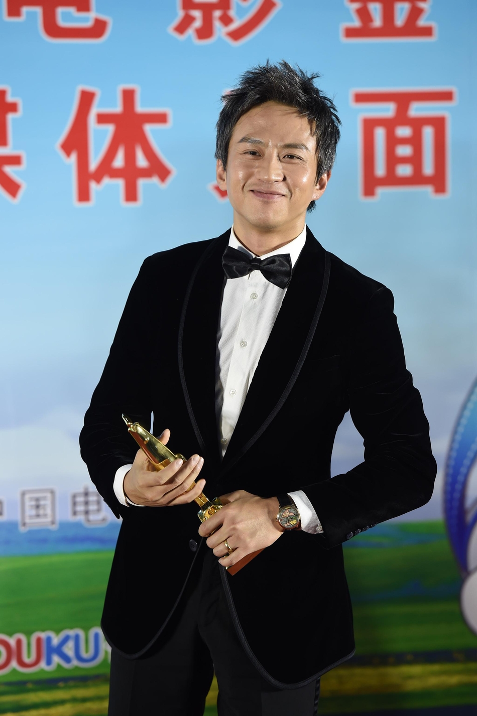 组图:邓超《烈日灼心》获封金鸡奖影帝_高清图集_新浪网