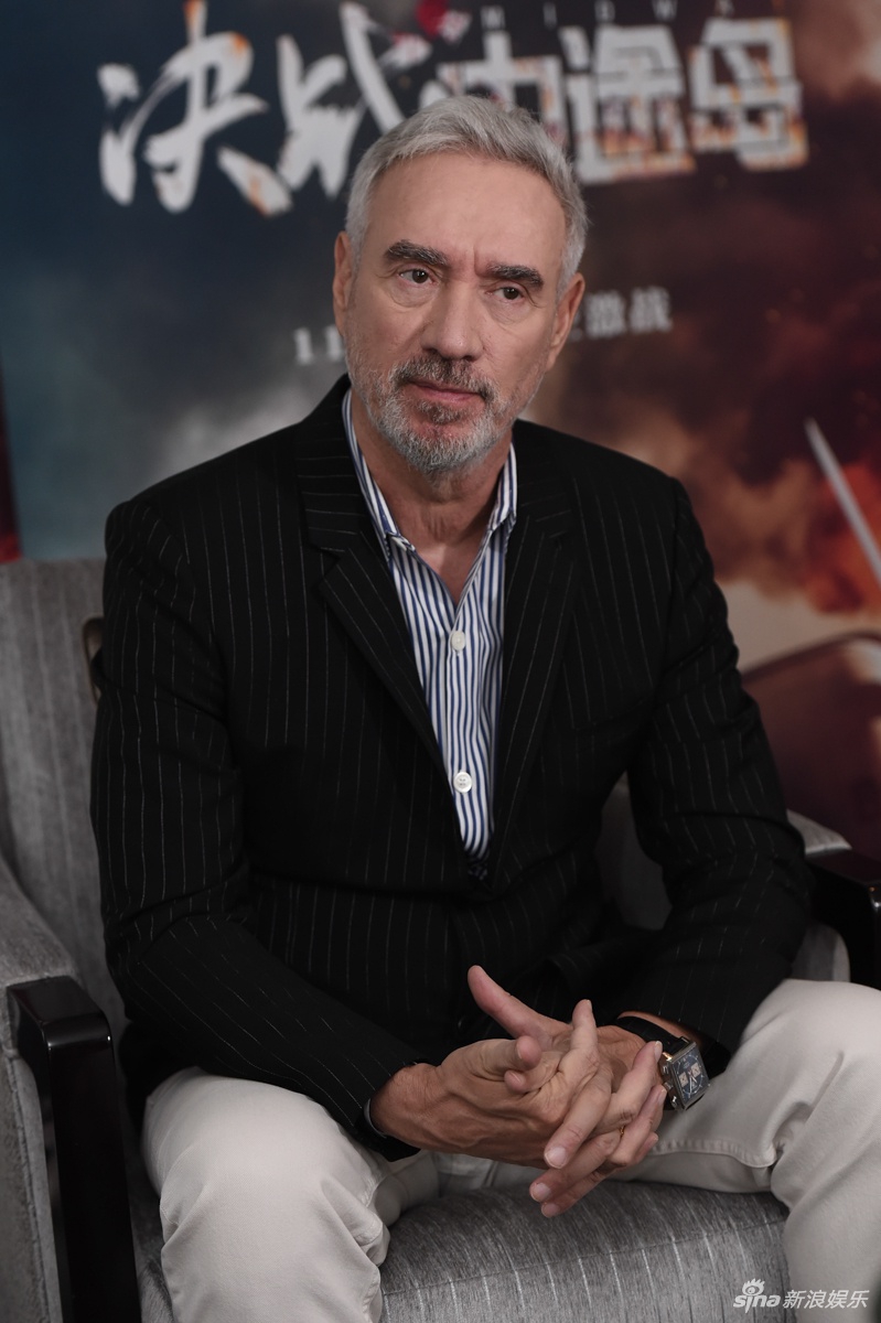 组图:新浪娱乐对话《决战中途岛》导演罗兰·艾默里奇