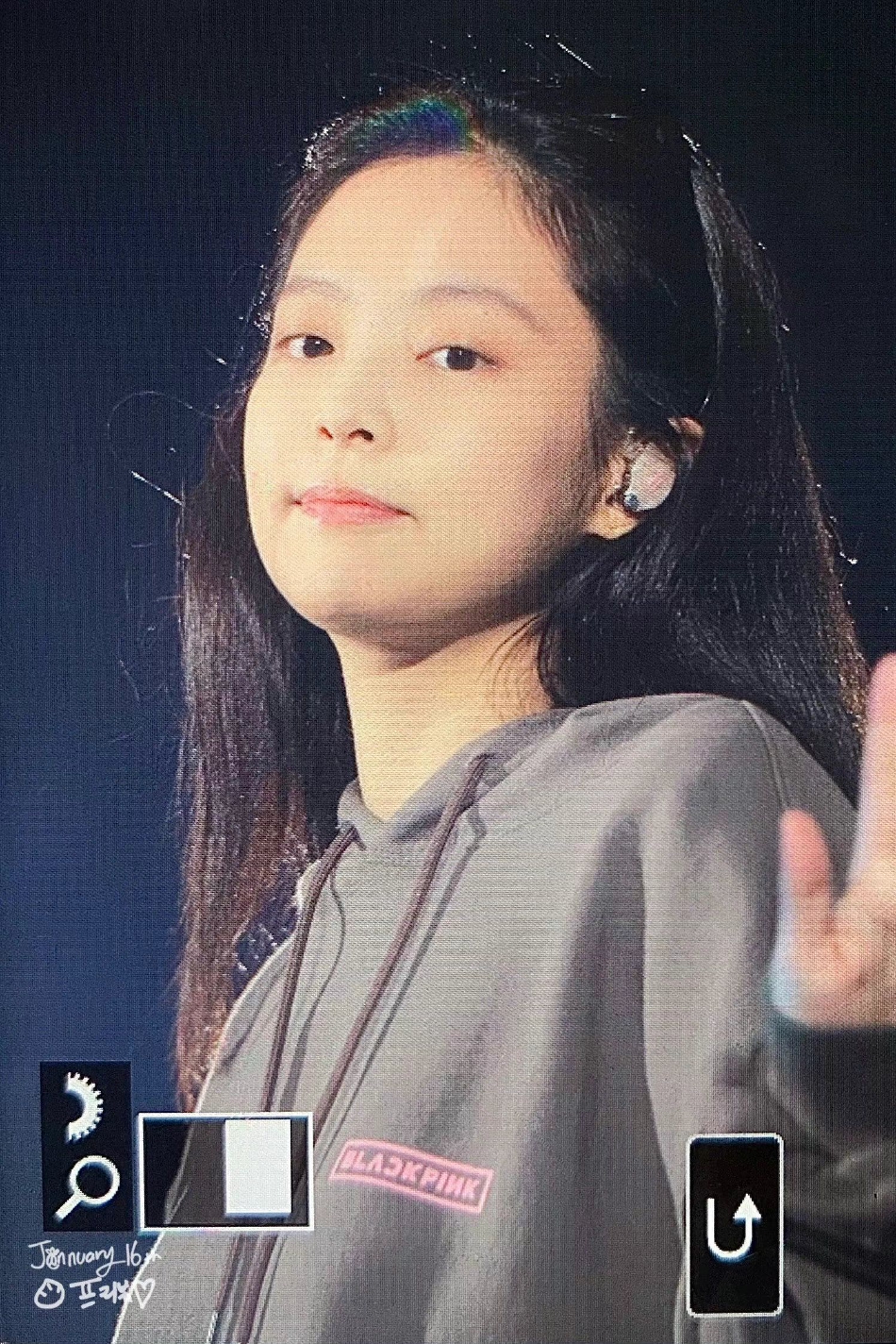 组图：BLACKPINK演唱会彩排图曝光 四闺女休闲服亮相活力满满
