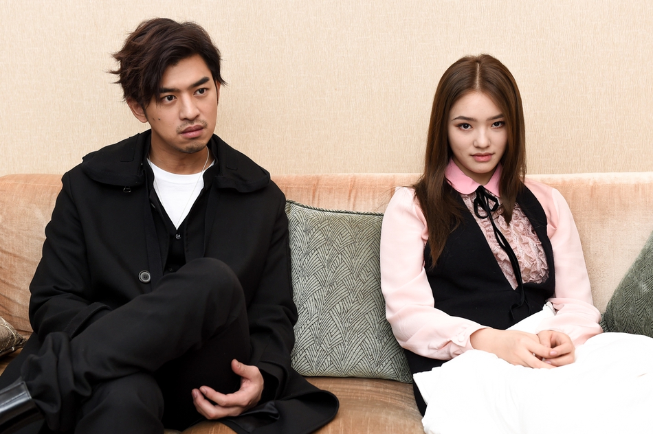 组图新浪娱乐对话假如王子睡着了陈柏霖林允