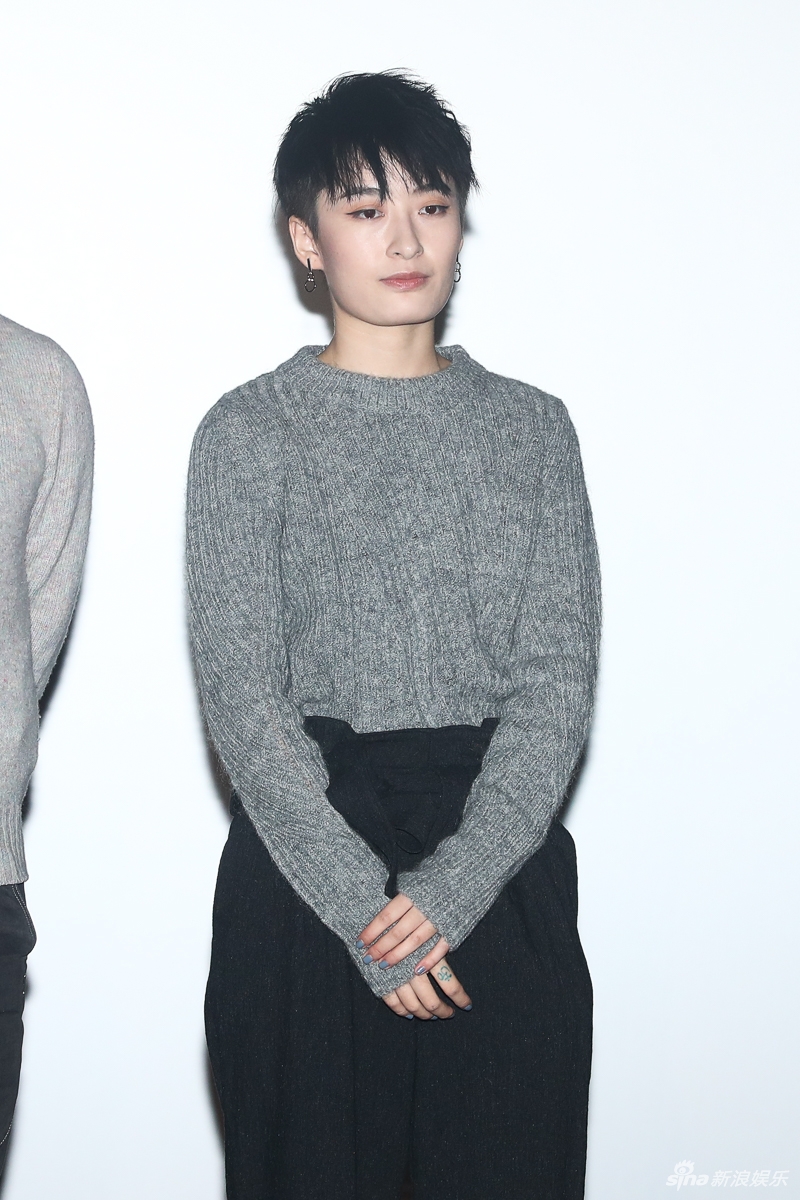 举行首映礼,监制侯克明,制片人丁文剑和导演方刚亮携徐伟,窦鹏,曾轶可