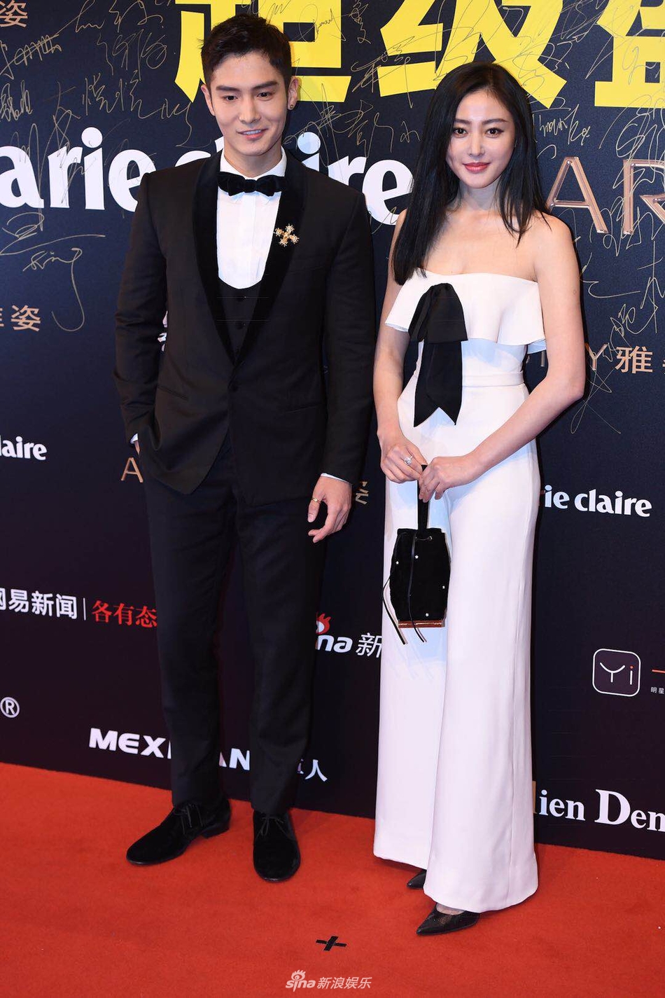 组图:太子妃夫妇同框!张天爱盛一伦情侣装走红毯上演黑白配