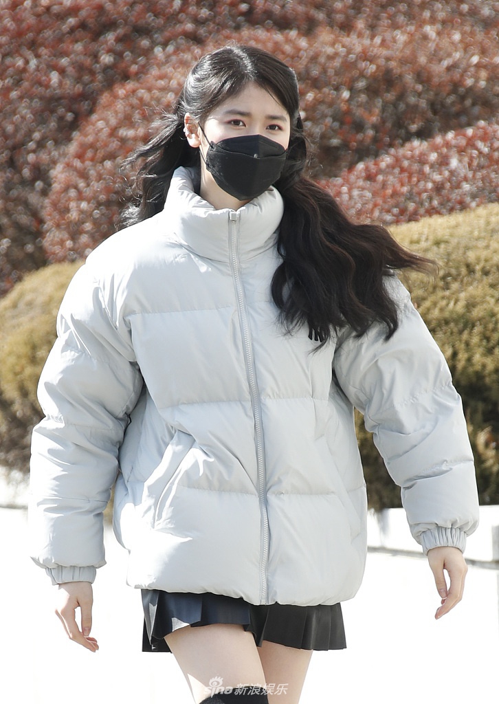組圖：「素媛」長大啦！李甄現身新劇發表會 變身校園美少女