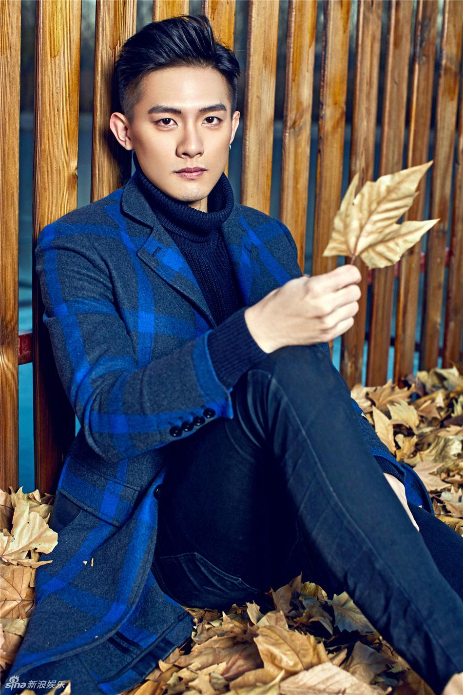 新浪娱乐讯 "草食系花美男"朱信宗,今天曝光了一组全新画报,荷尔蒙