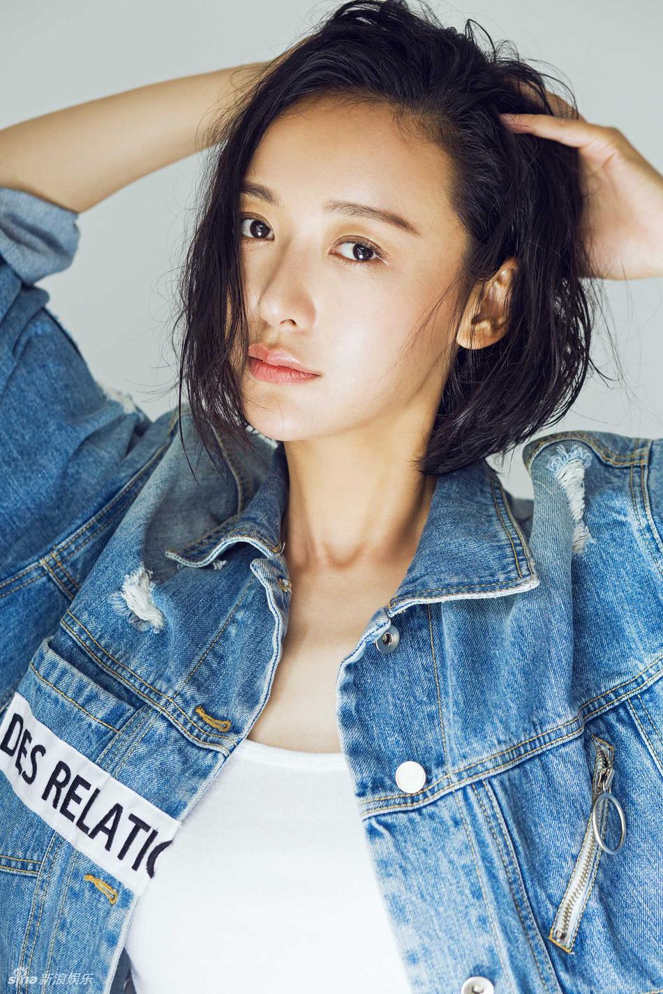 组图:杨舒牛仔服写真秀蛮腰 率性随心潮范儿十足