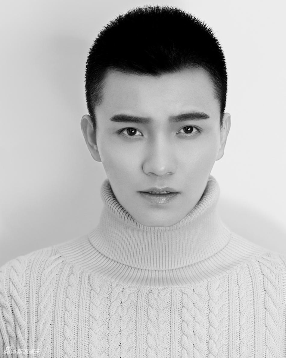 猜你喜欢 4 / 5 新浪娱乐讯 日前,青年演员王羽铮曝光一组最新时尚