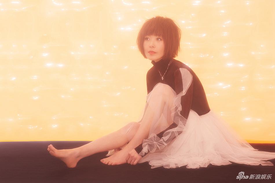 组图:鲁豫原来这么美!最新写真少女感十足_高清图集_新浪网