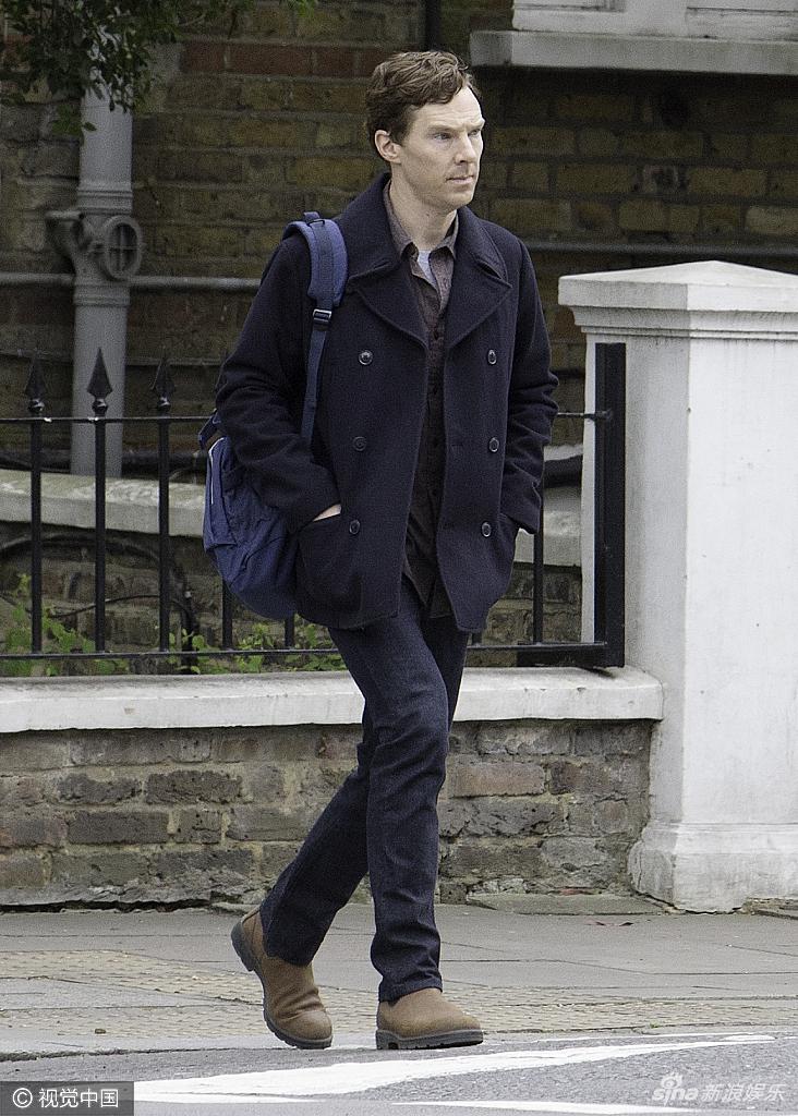 组图:大长腿去哪啦?"卷福"衣着朴素出街惨变"五五身"_高清图集_新浪网